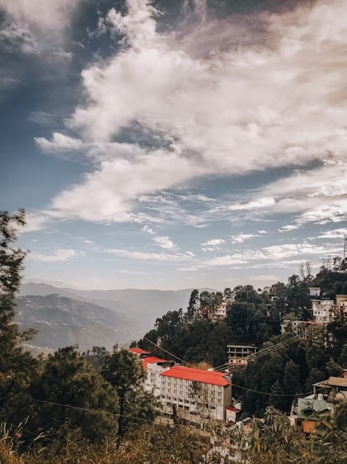 Shimla and Manali: A Journey Through the Himalayan Splendor
