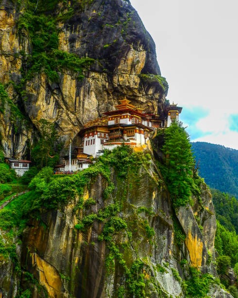 Bhutan Highlights: 8 Days of Adventure and Heritage