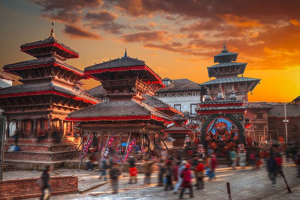 Nepal Uncovered: 10 Days of Nature and Heritage
